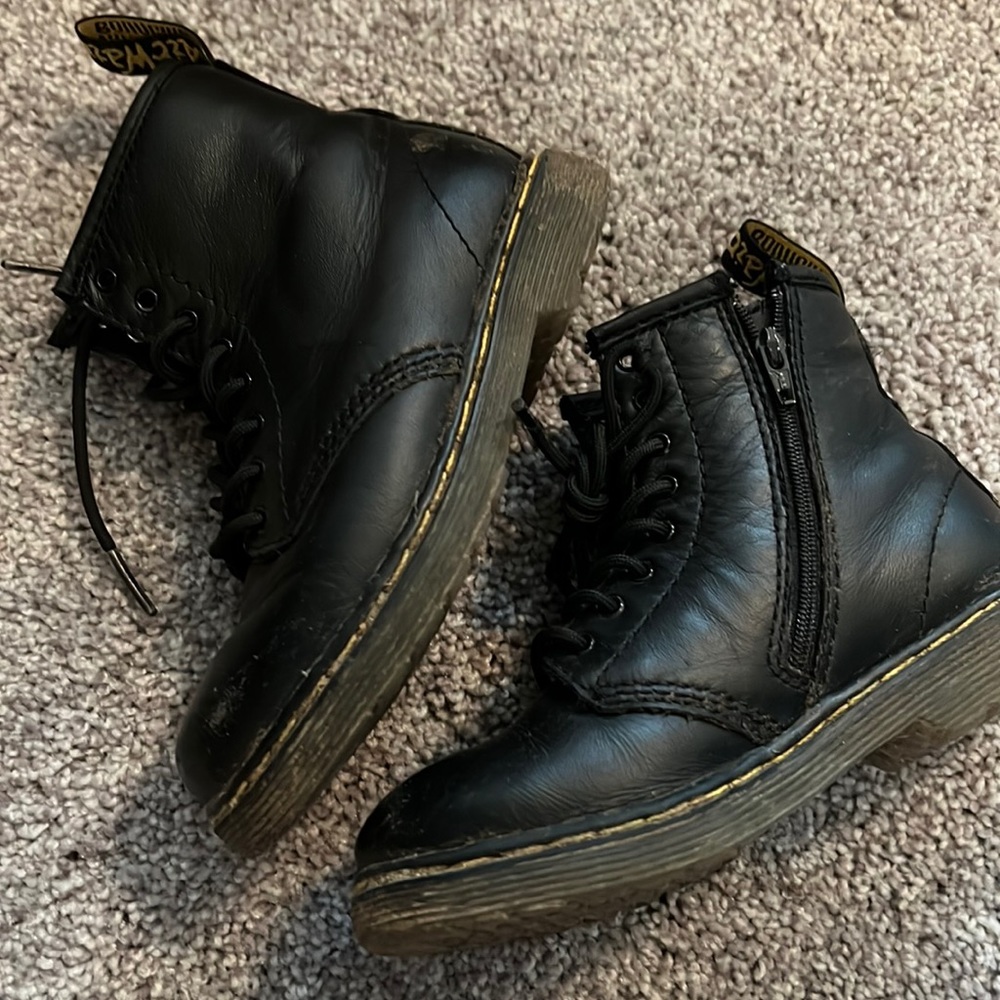 Dr Marten Kids Black Boots